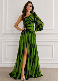Violet & Grace | Elegante Abito Maxi a Righe Monospalla