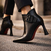 Oversized Buckle Ankle Boots | Stivali da Donna