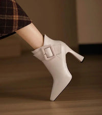 Oversized Buckle Ankle Boots | Stivali da Donna