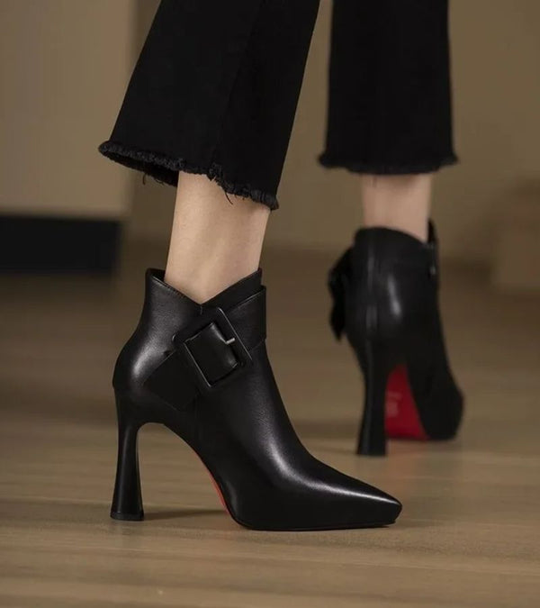Oversized Buckle Ankle Boots | Stivali da Donna