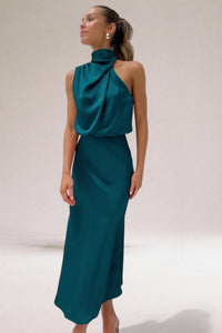 Elegante Abito in Raso