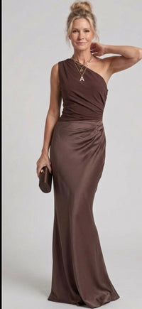 Violet & Grace | Elegante Abito Maxi in Raso