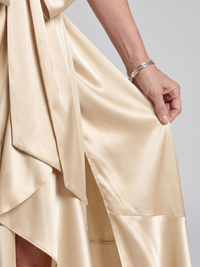 Honora | Abito Midi con Collo Halter a Portafoglio