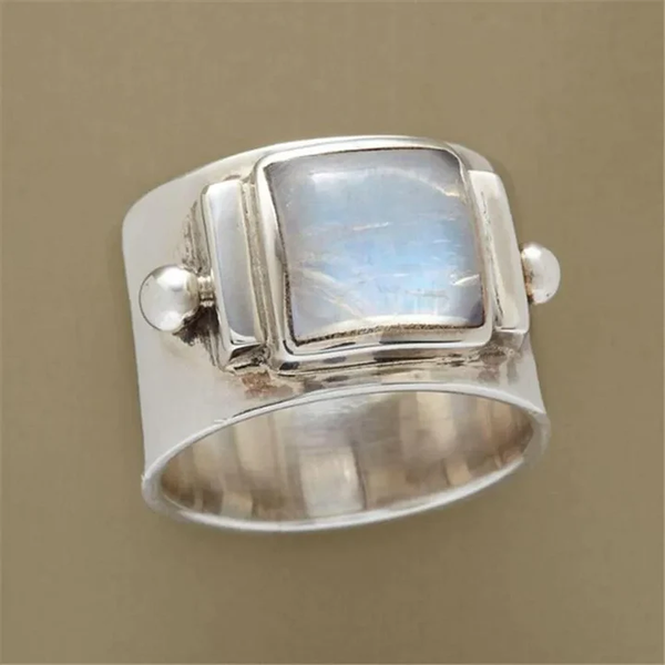 Lunar Crystal | Vintage Gioiello