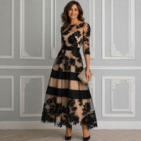 Elegante Abito Midi in Pizzo Nero